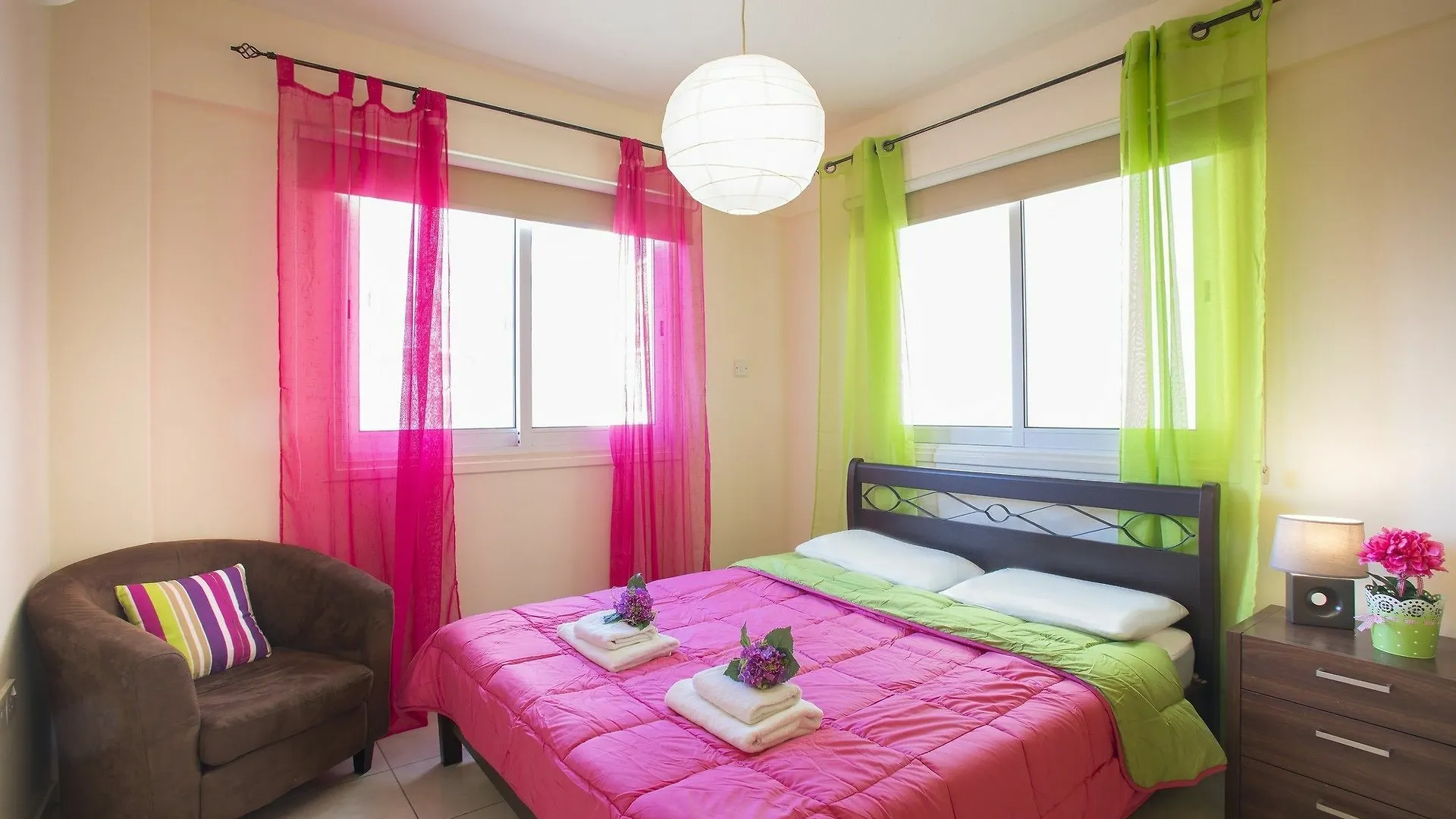 Apartment Mackenzie Rose Suite Larnaca Cyprus